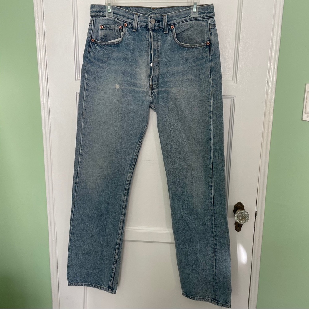 VINTAGE LEVIS 501s
